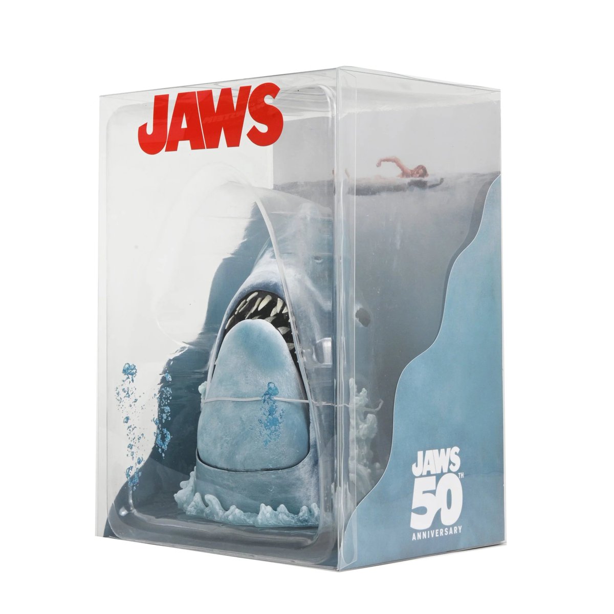 slashfilm's tweet image. For the 50th anniversary of #Jaws, @NECA_TOYS is releasing a Poster Series Display Piece featuring the deadly shark in a clear window box designed like a three-dimensional version of the famous poster.
Pre-order here: store.necaonline.com/collections/sd…