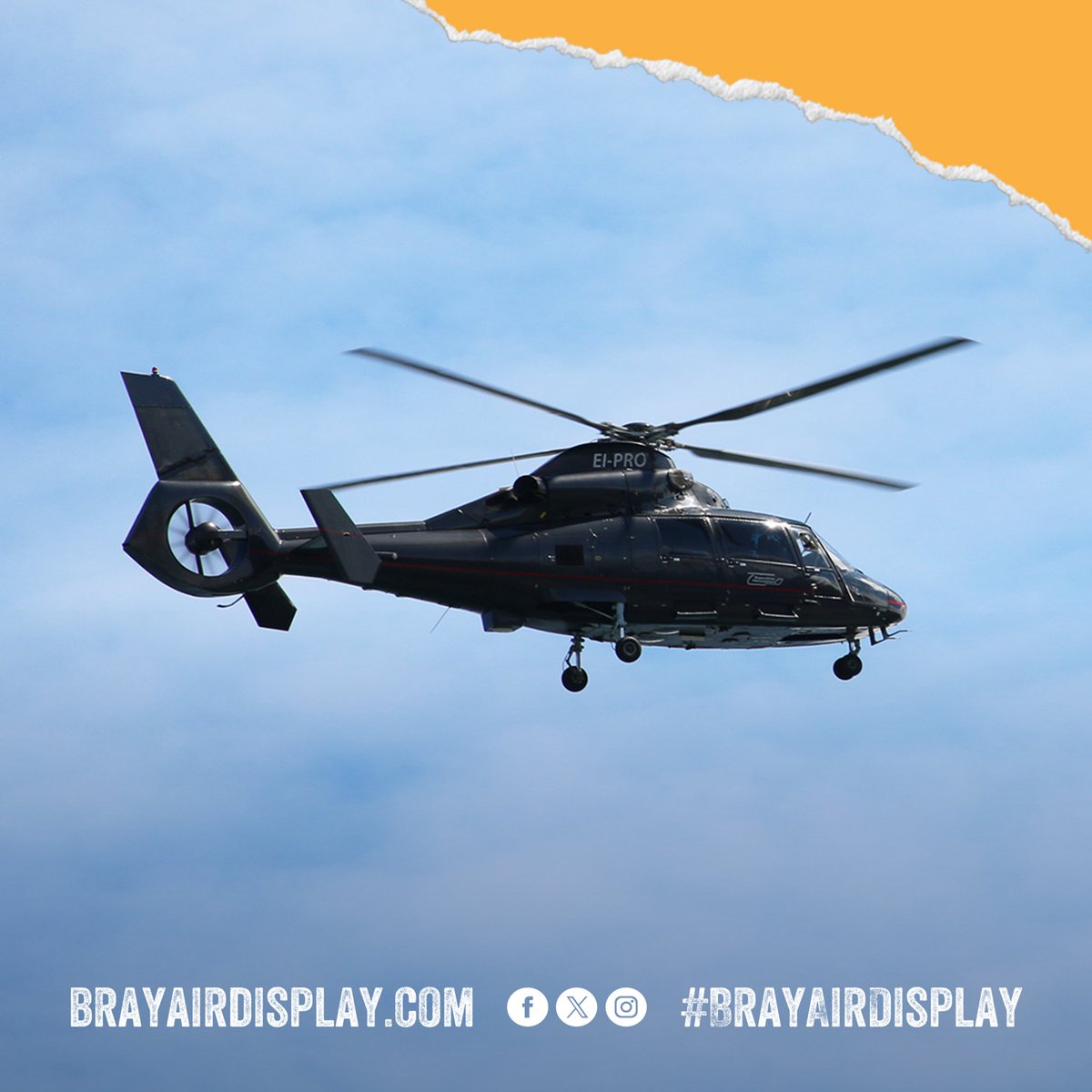 BrayAirShow's tweet image. 🚁 RIDE THE SKIES!
Take flight in a real helicopter and see #Bray like never before. This is your once-a-year chance to fly high above the coast!
📅 Sat, Aug 2
🎢 Ground Entertainment from 12
✈️ Airshow at 3
📍 Bray Seafront
ℹ︎ ➜ brayairdisplay.com
#BrayAirDisplay