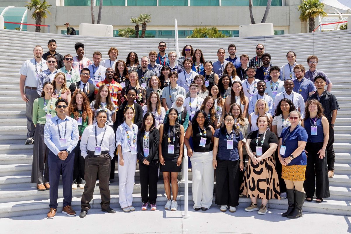 AnkilaK's tweet image. What an incredible week at #ESRIUC 2025! As a student assistant, I got to work behind the scenes, which was such a cool experience. I learned so much,and it was awesome connecting with so many brilliant minds in the GIS world. Feeling inspired! #ESRI #GISCommunity #UMN #ESRIYPN