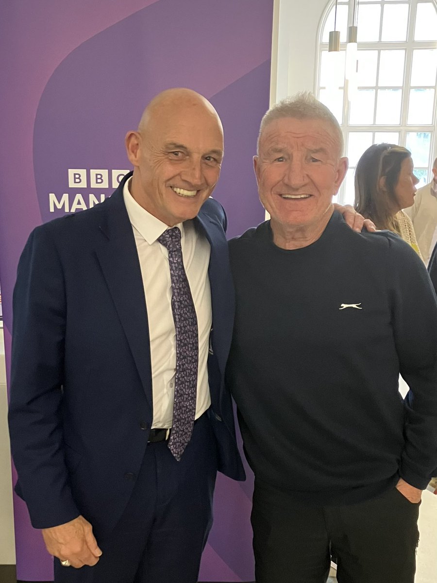 Carmines62's tweet image. Great to bump into Mike Sweeney today at Central library … thanks for taking the time to have a photo with me ! You were very busy and a great buzz about the library today x We❤️Manchester & Salford x