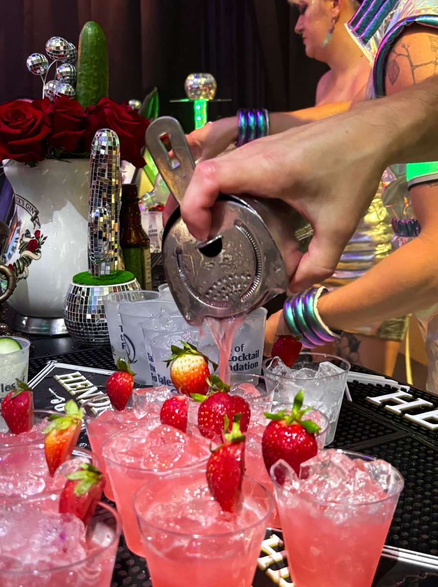 Kristine_Froeba's tweet image. Tales of the Cocktail, William Grant & Sons Galactic Cocktail Voyage Hendricks’s Gin bash at @orpheumnola @HendricksGin @totc 🚀🪐 🍸🍹