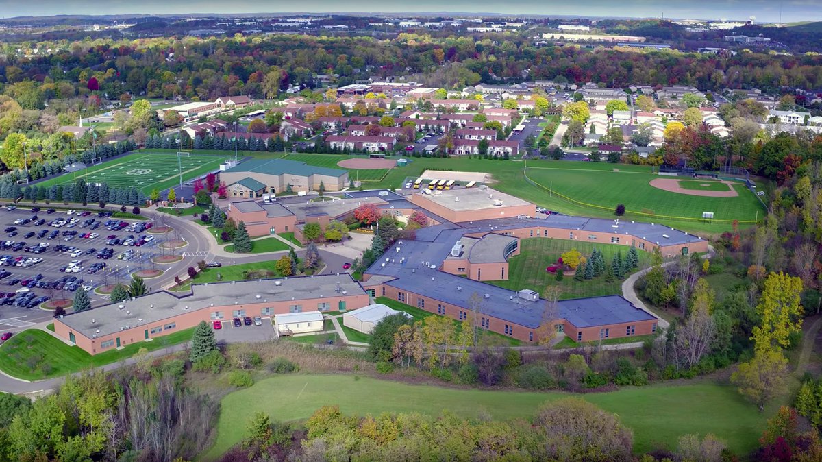 NDPMA's tweet image. ON THIS DATE: NDP COMPLETES ACQUISITION OF PROPERTY AND ASSETS FROM THE AOD: In a "major step forward," Pontiac Notre Dame Prep announced in 2014 the completion of the acquisition of property and assets from the Archdiocese of Detroit. Check out the story from our archives at…