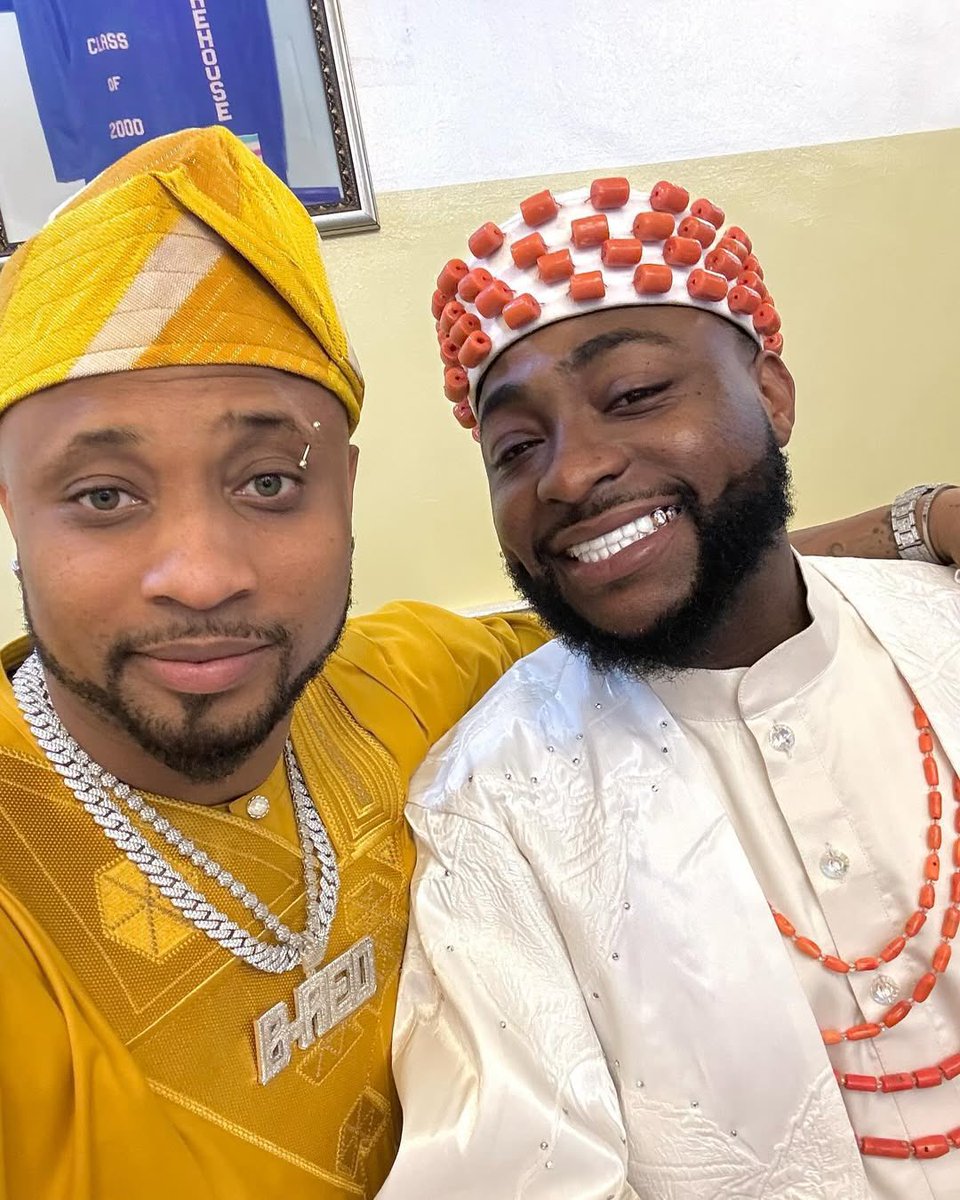 DavidoPolice's tweet image. Happy birthday to @B_RedHKN! You’ve always been there for your cousin Davido. I’ve always loved the bond between you two. I pray that God continues to bless you. Wishing you good health and a great life always. You’ve done a lot for the culture — you’re a legend. Bless up,…