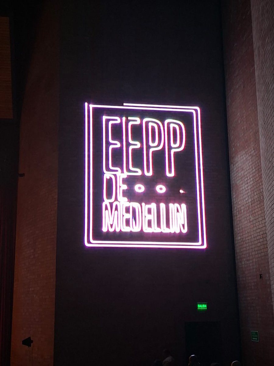 #70AñosJuntosEPM | Definitivamente un aplauso de pie para esta gran institución que a través de la historia ha brindado calidad de vida y transformación a los territorios. Gracias <a href="/EPMestamosahi/">EPM estamos ahí</a> por todo tu trabajo incondicional y gracias a cada uno de sus colaboradores.