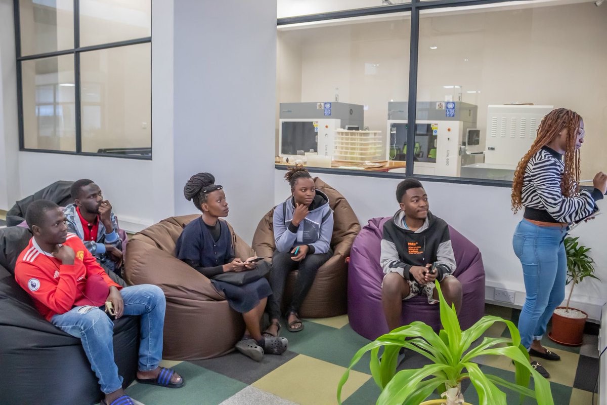 UniPod Malawi (@unipodmalawi) on Twitter photo At Unipod, innovation thrives through mentorship. 💡
IT expert Upile Matululu guided students on computer software & website basics — empowering the next wave of tech minds! 🚀
<a href="/timbuktooafrica/">timbuktooAfrica</a>
<a href="/undpmalawi/">UNDP Malawi</a> <a href="/UNDP/">UN Development</a>. #UnipodMentors #TechForChange #InnovationInAction At Unipod, innovation thrives through mentorship. 💡
IT expert Upile Matululu guided students on computer software & website basics — empowering the next wave of tech minds! 🚀
<a href="/timbuktooafrica/">timbuktooAfrica</a>
<a href="/undpmalawi/">UNDP Malawi</a> <a href="/UNDP/">UN Development</a>. #UnipodMentors #TechForChange #InnovationInAction