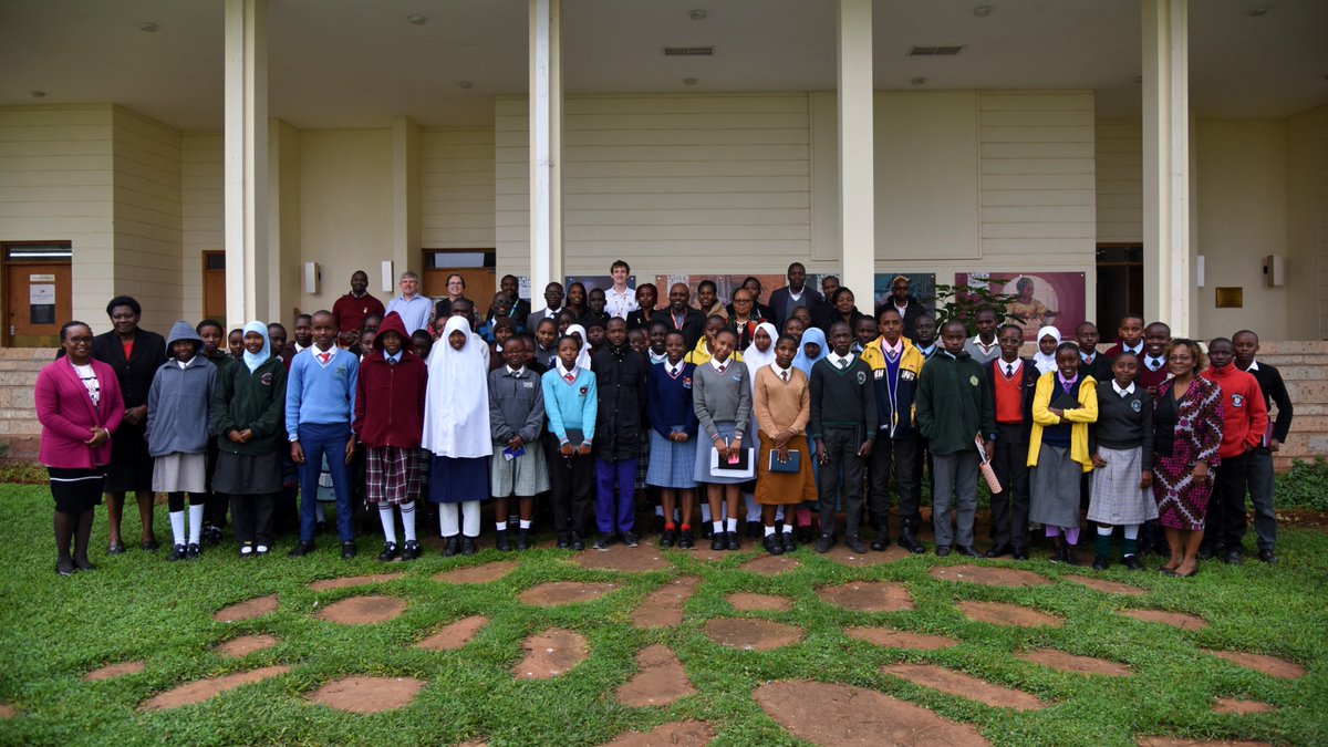 ILRI's tweet image. July 9-ILRI was thrilled to host students from the World Food Prize Youth Initiative. Big thanks to their teachers & Dr. Kenneth Monjero from KALRO for joining. This visit underscored our vital partnerships in encouraging #YouthInSTEM.
#FutureOfFood #ScienceEducation