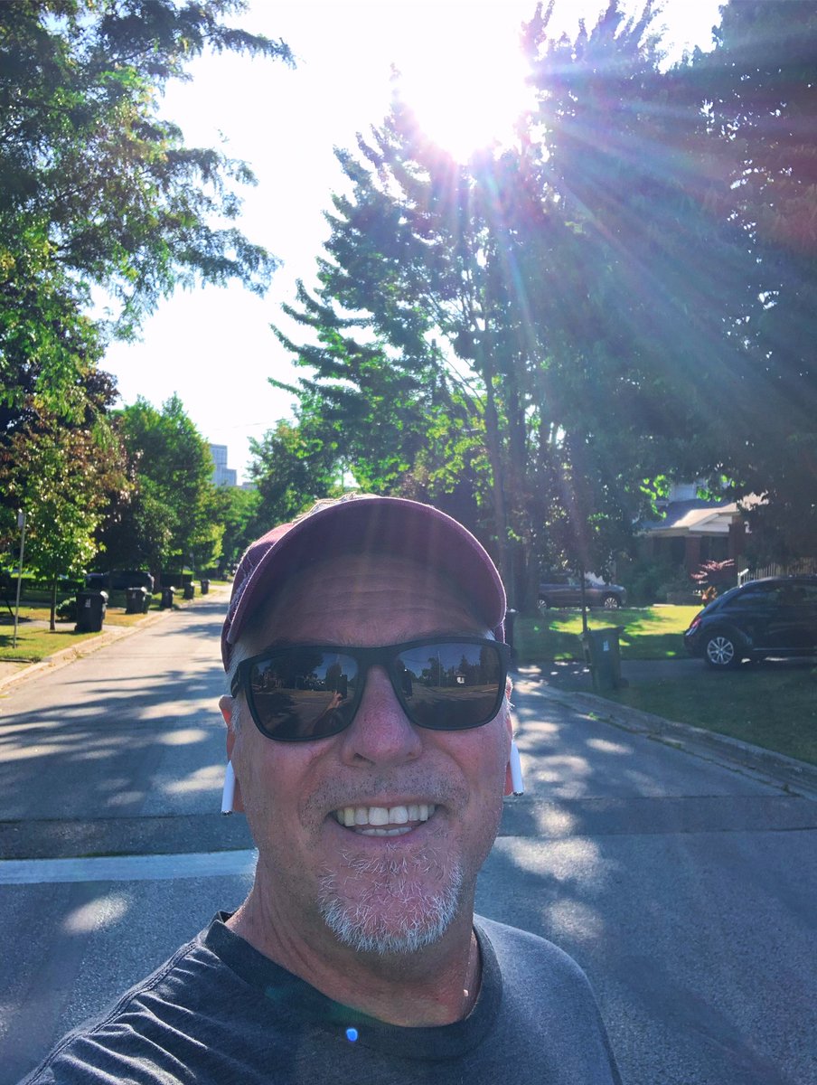 LoveisThicker's tweet image. Took a 5K walk this morning and was struck by how rare and powerful the gift of time can be.
A short break.
A deep reset.
A chance to realign with what matters most.
The pause is the power.
#KeepWalking #SpeakLife #TimeToReflect #Reset