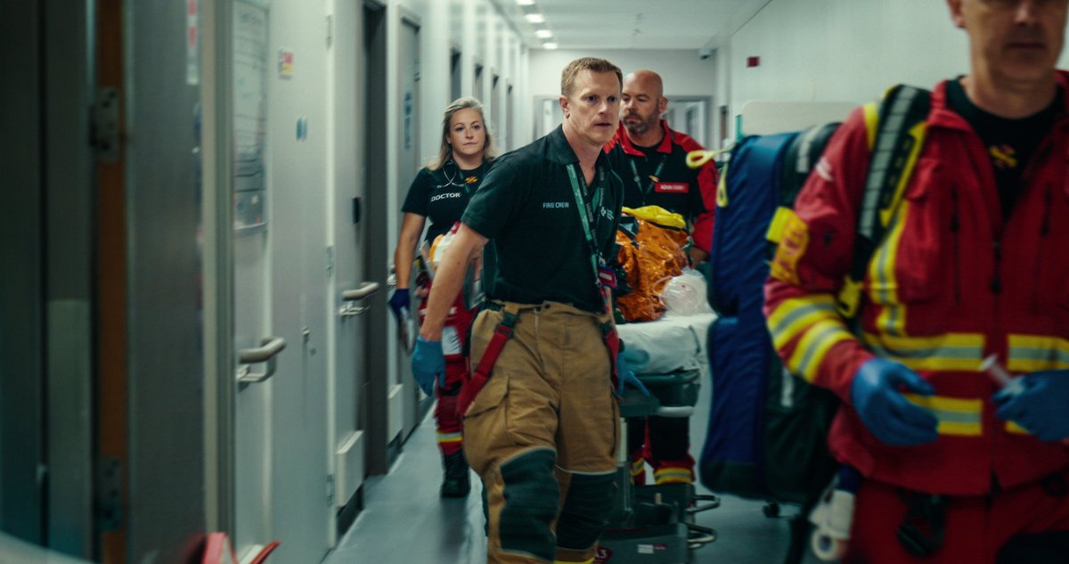 NHSEnglandLDN's tweet image. Critical: Between Life and Death is now streaming on @NetflixUK!
The series follows NHS colleagues working in the heart of London's Major Trauma System and emergency services, witnessing the live-saving care they deliver to patients. 💙