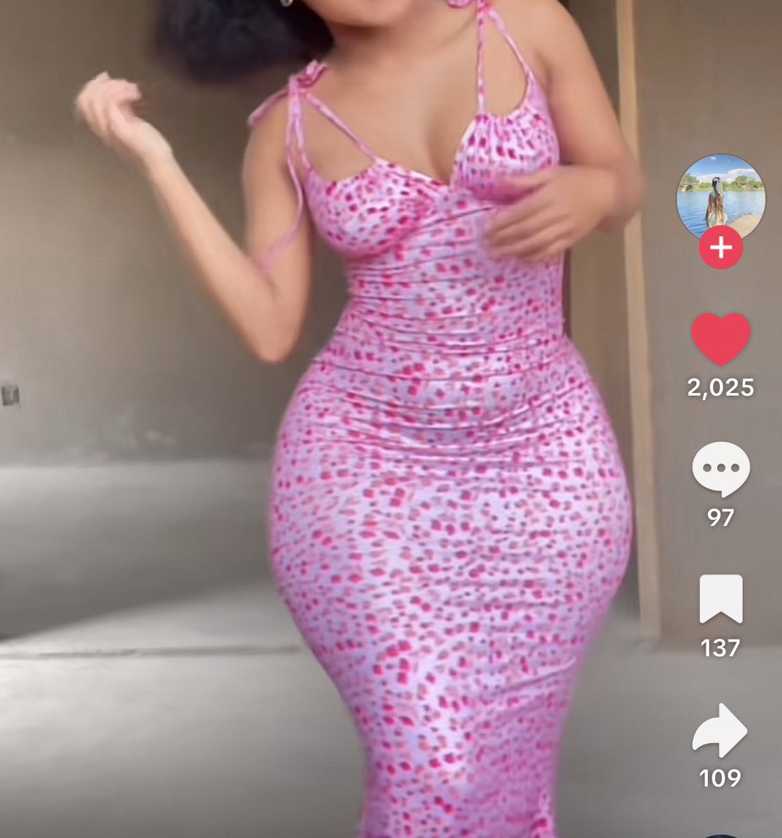 TBANG_it_is's tweet image. This dress ne 😩😩🙌🏼🙌🏼😮‍💨😮‍💨