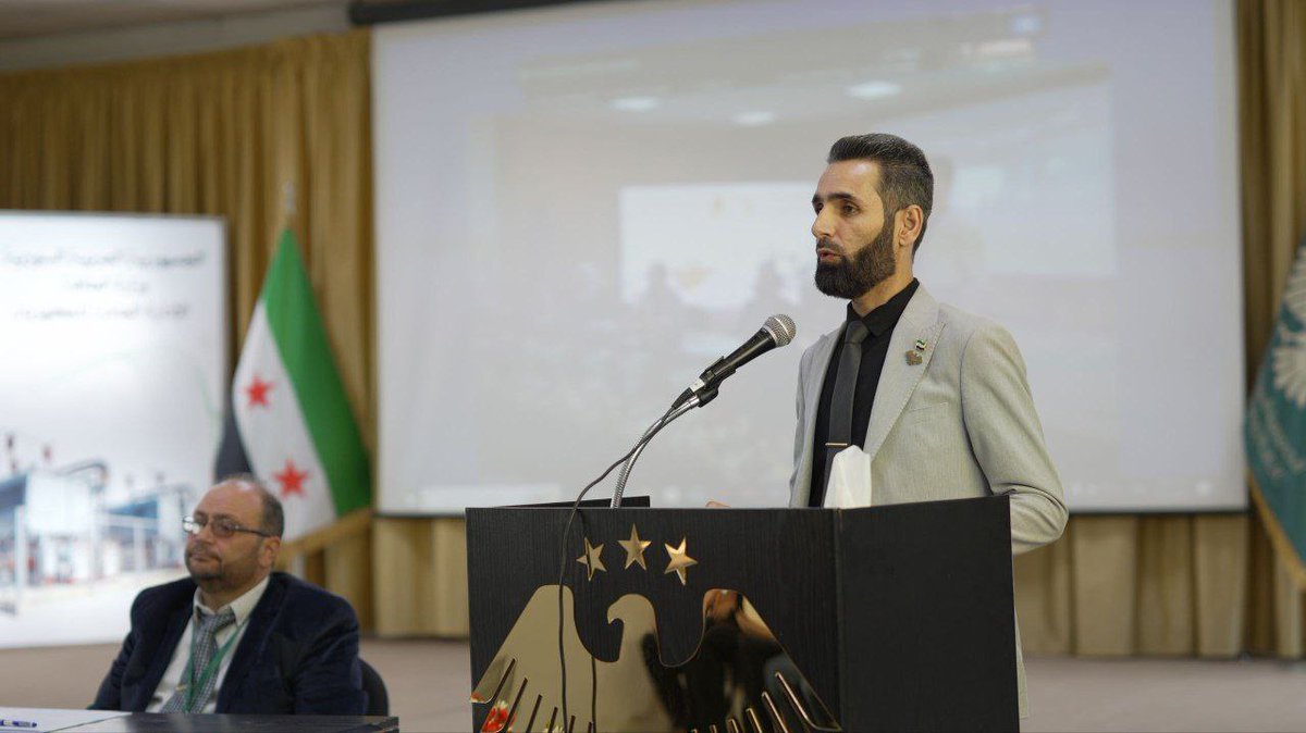 SyrMOfE's tweet image. لعرض آلية الاستثمار ضمن منحة البنك الدولي البالغة 146 مليون دولار، والمخصصة لإعادة تأهيل خطوط نقل ومحطات تحويل، أقامت المؤسسة العامة لنقل وتوزيع الكهرباء ورشة عمل بيّنت خلالها أن تنفيذ المشاريع سيتم بعد توقيع الاتفاقية منتصف آب المقبل وفق معايير البنك الدولي.
#وزارة_الطاقة