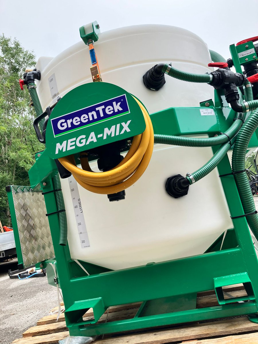 CTM_Pro's tweet image. New @GreenTekGroup Mega-mix out for delivery today.👍 For more information contact our sales team. #greentek #greenkeeping #groundsmaintenance #golfcoursemachinery
