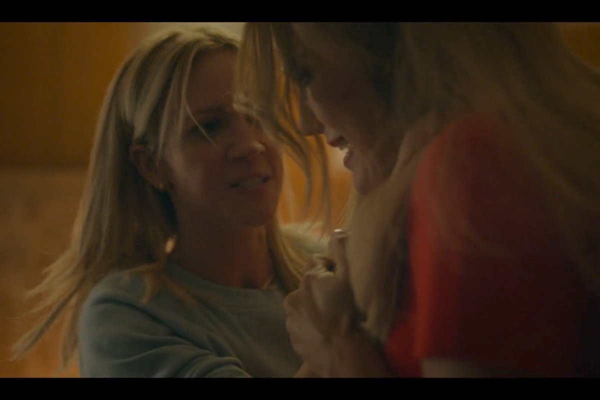 snowsblizzard's tweet photo. anyway, i just binge watched the hunting wives and all i wanna say is that miss brittany snow, respectfully speaking, put me in a chokehold as well https://t.co/ueUiLlFyuM