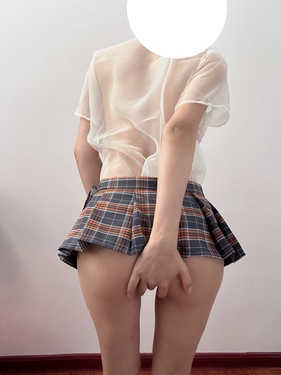 福利姬穿多点会热分享的黄推图片2 - 网红私拍内容