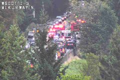 अद्यतन #3: EB SR 900 57 वें Ave S (MP 8) पर टक्कर