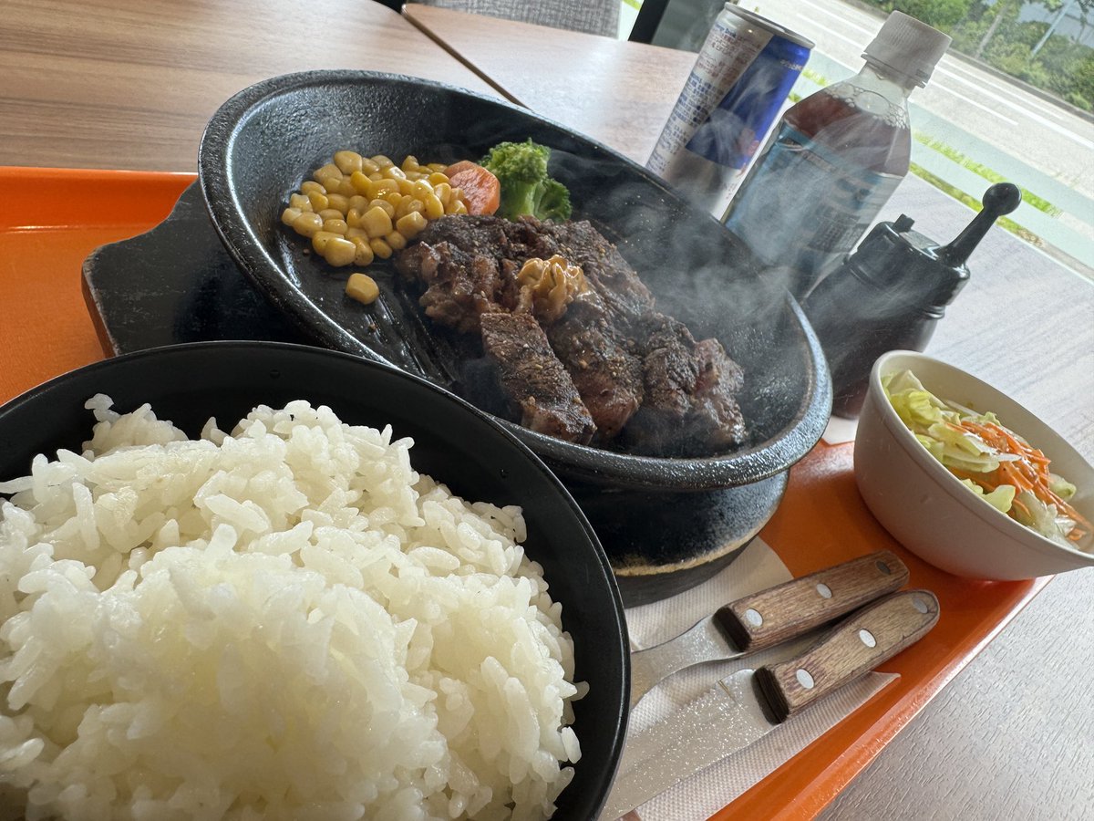 toyamap's tweet image. ［ご確認］返却時にスープのないことに気づいた今日のランチ。みなさんならどうされますか？
