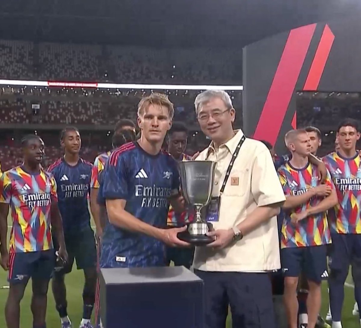 AFC_Monty_'s tweet image. Remember. Pre season trophies apparently now count. So this one counts too right ?