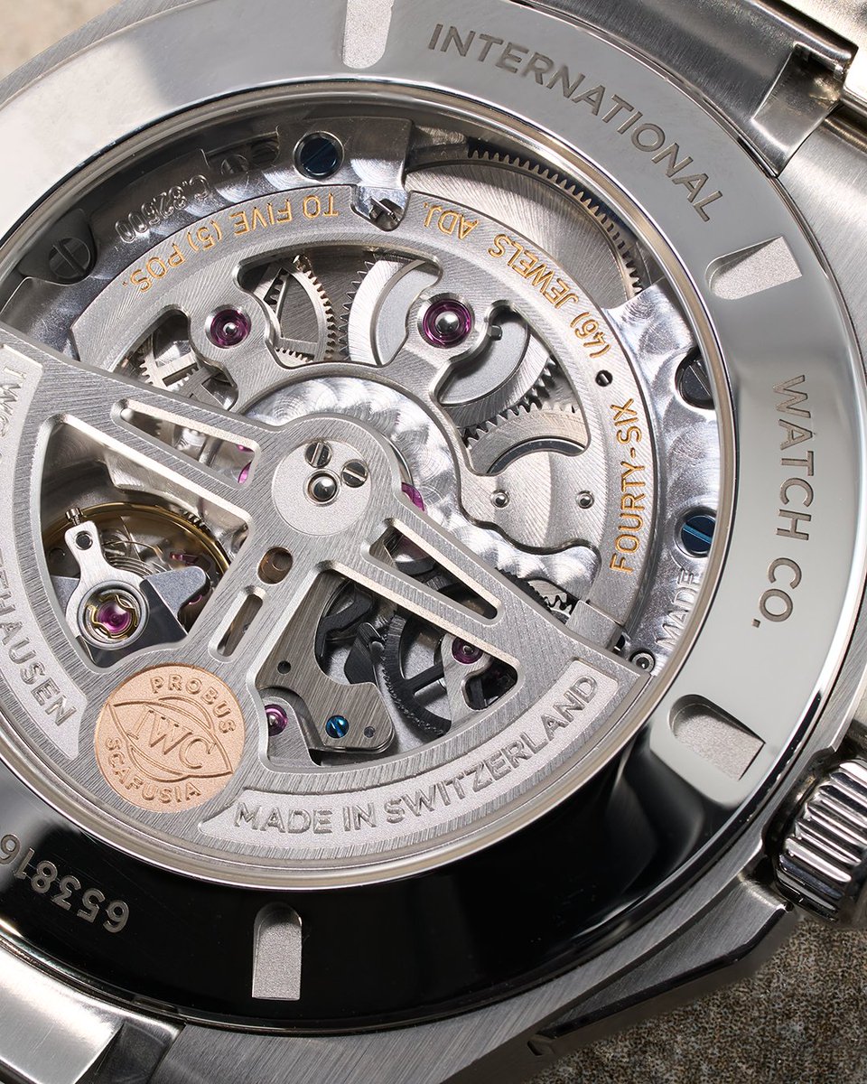 baldassarreted's tweet image. IWC has released several new additions to its Ingenieur line this year, but the Ingenieur Perpetual Calendar 41 has become one of our favorites. Measuring 41mm in steel, this model manages to combine the stylistic codes of the Genta-designed Ingenieur with a perpetual calendar…