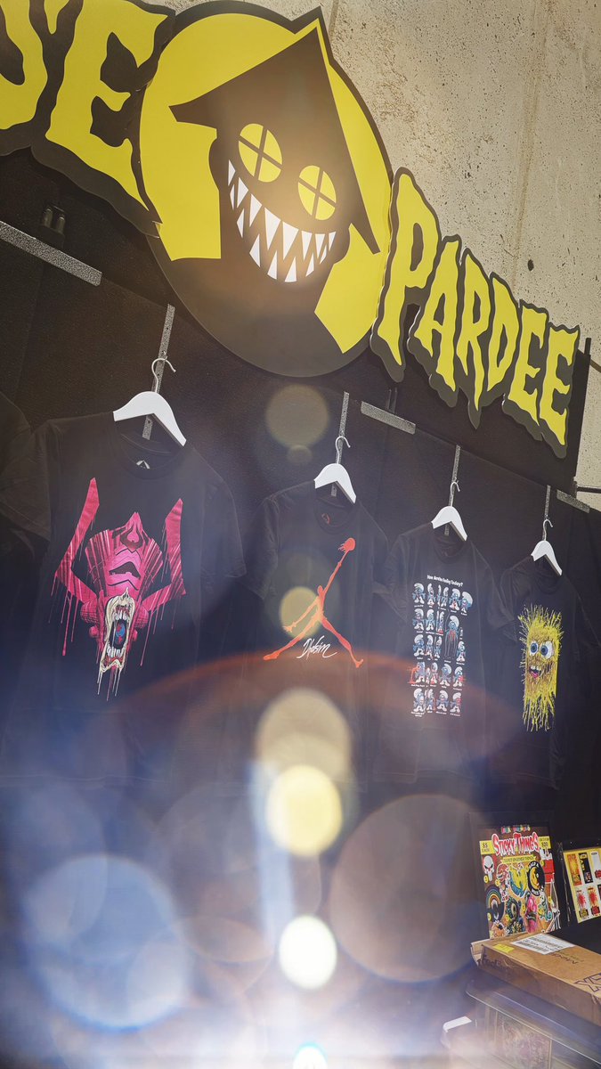 alexpardee's tweet image. #SDCC Preview night start starts tonight! Come say hi! Booth 5502 (right inside the Hall “A” Entrance!