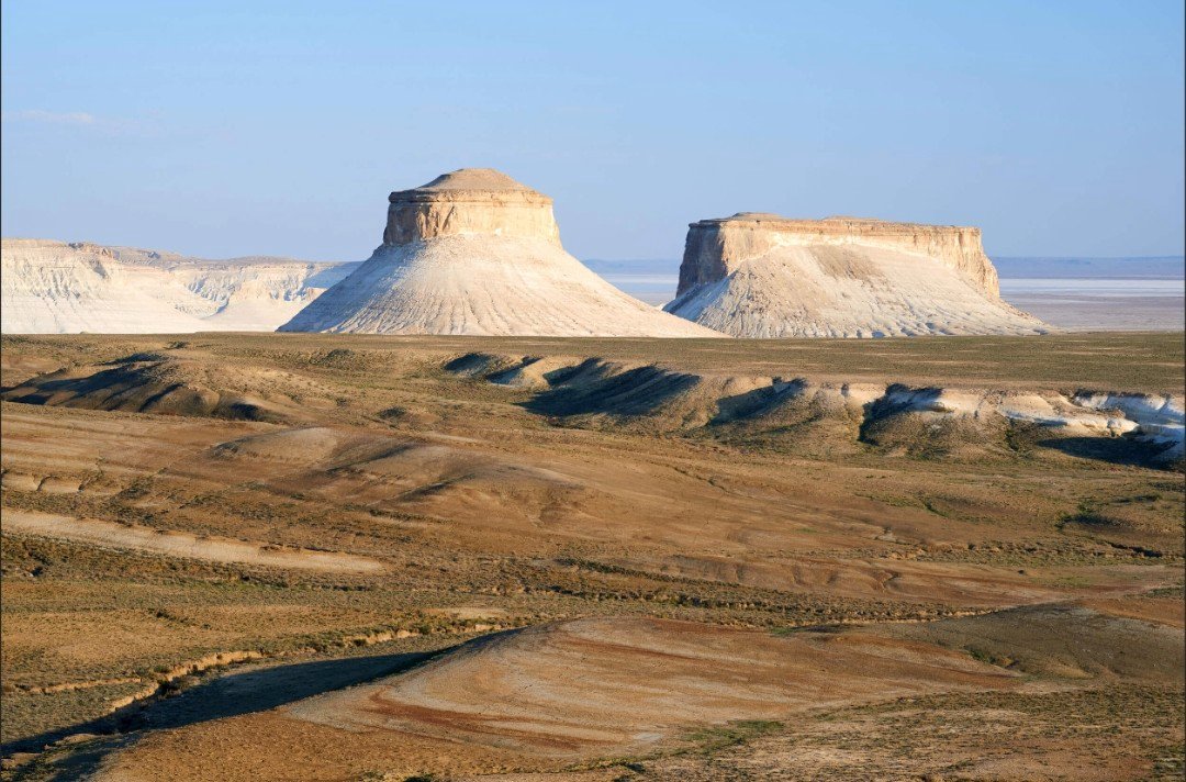 QDrop2450's tweet image. VALLEY of BOSZHIRA, Kazakhstan
What do we have going on here? 😯
Research: Meltology 🫠