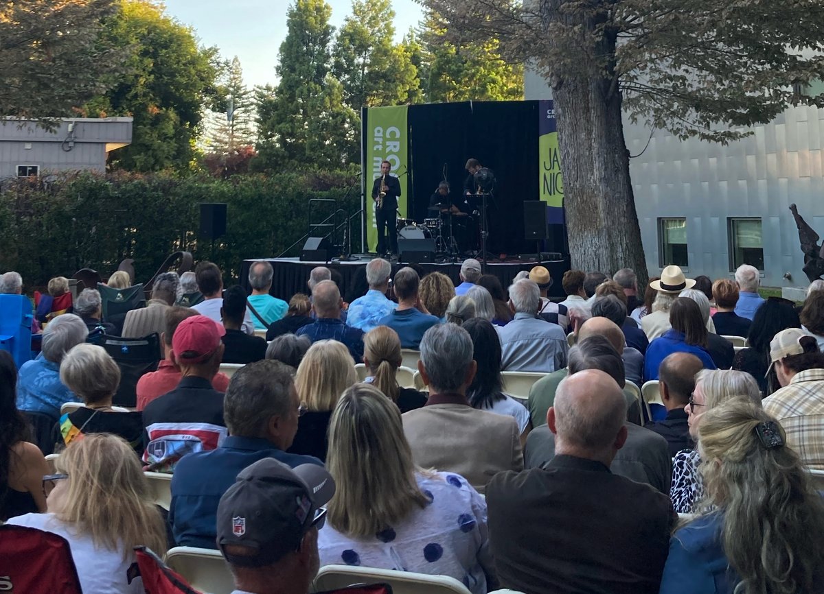 DanielBennettNY's tweet image. We love our listeners! Wonderful night at the Crocker Art Museum Concert Series in Sacramento, California.