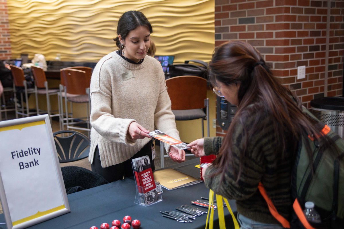 ShockerCareer's tweet image. Attention employers!
As the fall semester approaches, now is the perfect time to strategize and enhance your recruitment efforts at WSU. Let's collaborate to create a plan that helps you connect with top talent.
Email us to schedule a planning session: SCA@wichita.edu