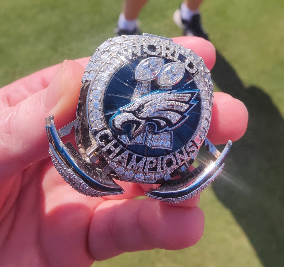 Holding a recently issued #Eagles Super Bowl ring here at training camp. Nice piece of hardware.