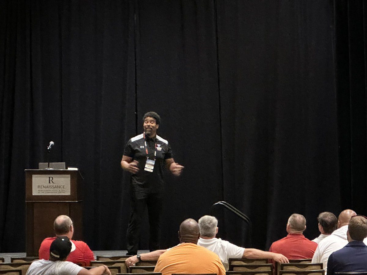 AHSAAUpdates's tweet image. Coach Travis Pearson from @GeorgiaStateFB is speaking now in our Football Coaching School talking about Defense