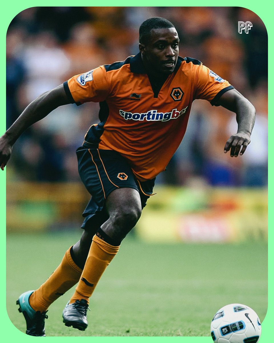 _ProjectFutbol's tweet image. The streets won't forget Sylvan Ebanks-Blake. 🐺
#WWFC #Wolves