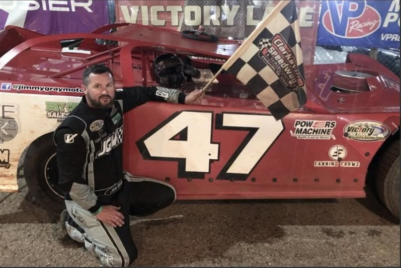 MyRacePass (@myracepass) on Twitter photo Jimmy Gray had quite the Saturday night, setting quick time in qualifying and leading flag to flag in the Feature to claim his second win of the season at Clarksville Speedway.
Full Details: tinyurl.com/5yfnwbwv Jimmy Gray had quite the Saturday night, setting quick time in qualifying and leading flag to flag in the Feature to claim his second win of the season at Clarksville Speedway.
Full Details: tinyurl.com/5yfnwbwv