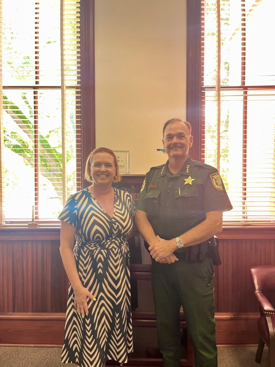 Arrington4Fl's tweet image. I had the pleasure of meeting Osceola County’s new Sheriff, Sheriff Blackmon. We had a great conversation and shared ideas about building stronger, safer communities. 👮♂️🌟
- - - -
Tuve el placer de conocer al nuevo alguacil del condado de Osceola, el Sheriff Blackmon. Tuvimos…