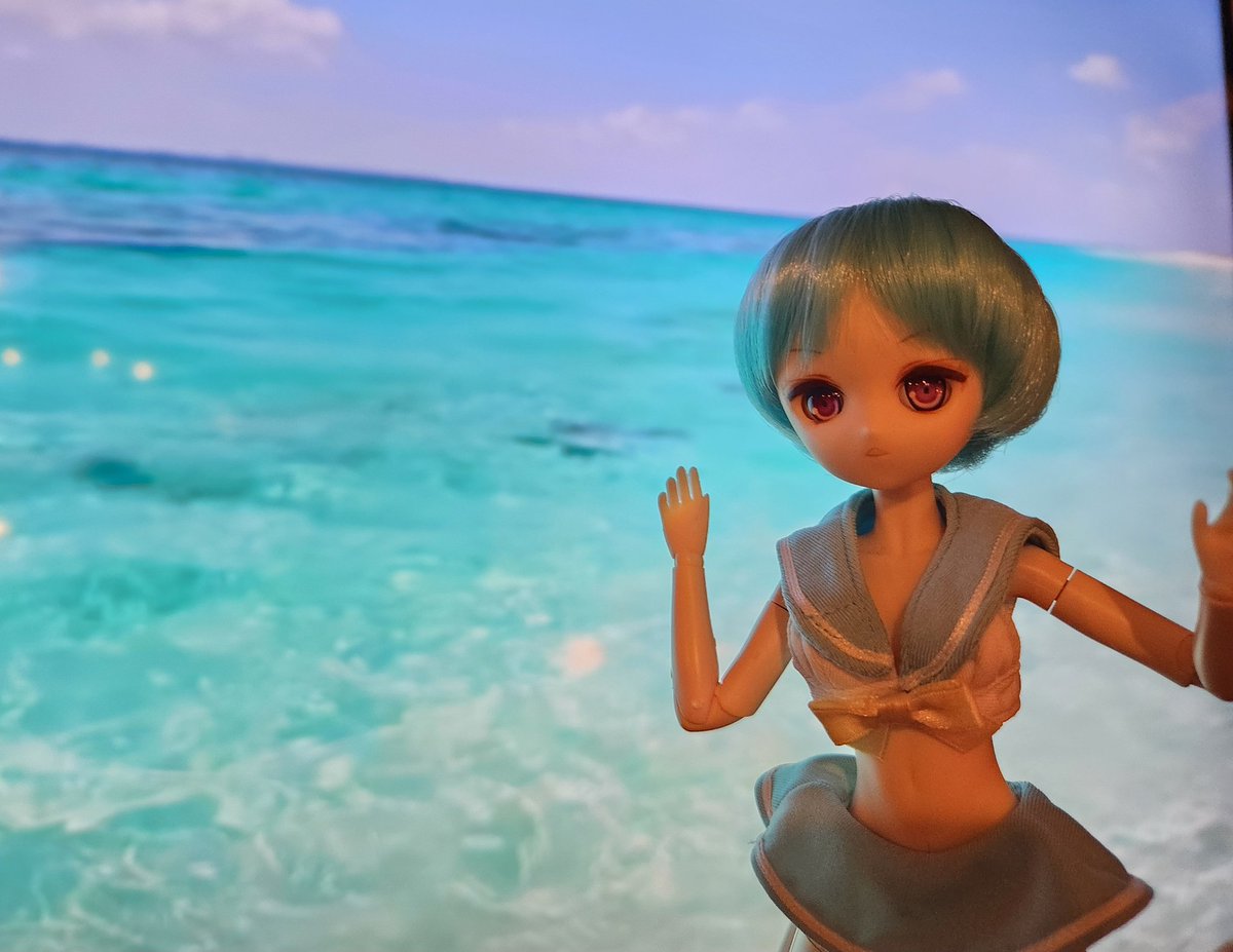 Fullmoon_0505's tweet image. 🦀:あーしの夏がやってきたぜ!
魔法少女たちもファンサだァ
⚡:ひゃああ ウチらがアガっとる!
🌸:アクアちゃん力持ち~
✝️:いやどんだけ怪力やねん
#東中野14
#うちのこかわいい