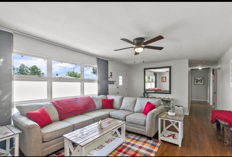 AndrewJBoneRE's tweet image. Tuscaloosa: Game Day ready? Now booking for sporting events, holidays and graduation! Beautiful 3BR/2BA a mile from Alabama campus! TVs in every room, grill provided for tailgating! Give us a call/text so you are ready to roll! More rentals available including year round!
