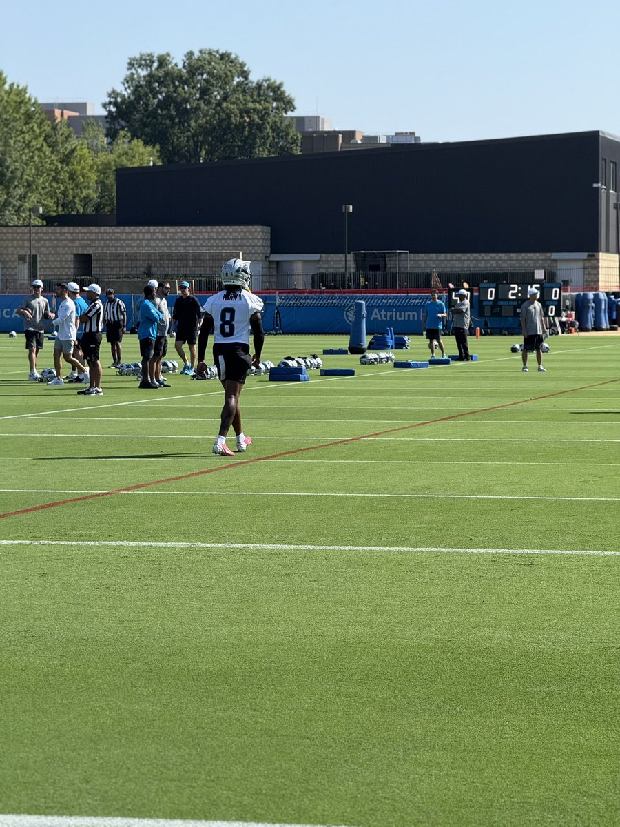 Jellis1016's tweet image. We’re so back! Training Camp is now officially underway for the @Panthers with Dave Canales entering Year 2 as head man.
Much more to come from Day 1 tonight on the home of the Panthers @Queen_City_News @CSLonQCN 🏈