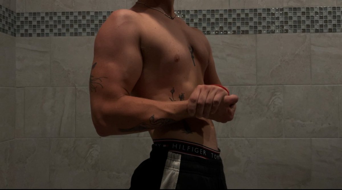 CertainPill0w's tweet image. Gym progress!!