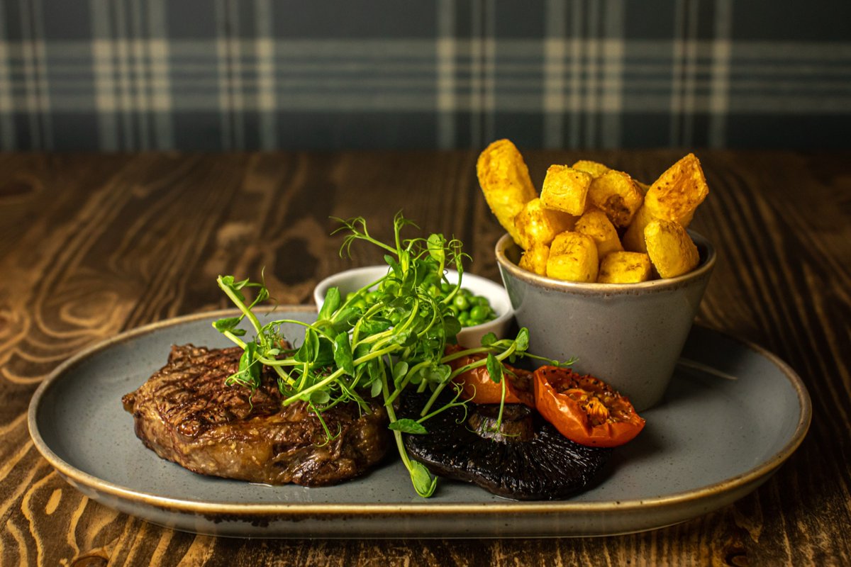 BottleGlassPub's tweet image. Happy Hump Day - it's B&G Steak Special! π₯©
Every Wednesday from 12-9pm, you can indulge in two expertly cooked, succulent steaks for the price of one! It's the perfect excuse for a mid-week treat with friends or a date night β¨
Book your table π΄bit.ly/3ke9bgX