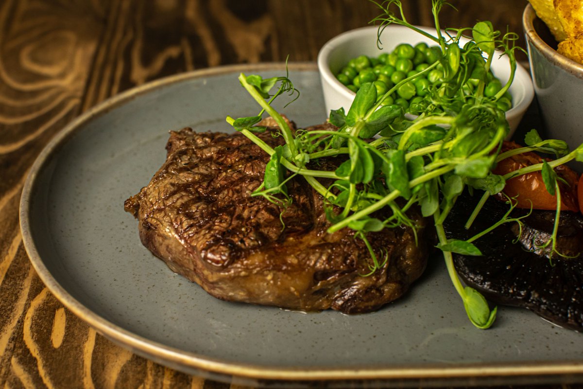 BottleGlassPub's tweet image. Happy Hump Day - it's B&G Steak Special! π₯©
Every Wednesday from 12-9pm, you can indulge in two expertly cooked, succulent steaks for the price of one! It's the perfect excuse for a mid-week treat with friends or a date night β¨
Book your table π΄bit.ly/3ke9bgX