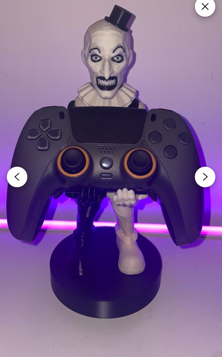 BaneApe5's tweet image. @TerrifierGame @SelectaPlayInt might have to add Art into the Collection ! 🔥👀 Now give me a controller for him to hold 🎮🔥🤝#Terrifiergame #terrifier #Arttheclown @sgt_moose @ZynSyns @EDGHorrorNet @bigbeezo75