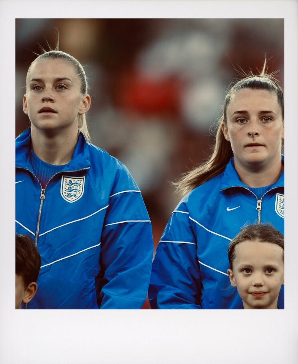 Mariano73178345's tweet image. Some memories from Alessia Russo and Ella Toone so far on this beautiful journey 🎞🫶🥹😍✨️🤍🏴