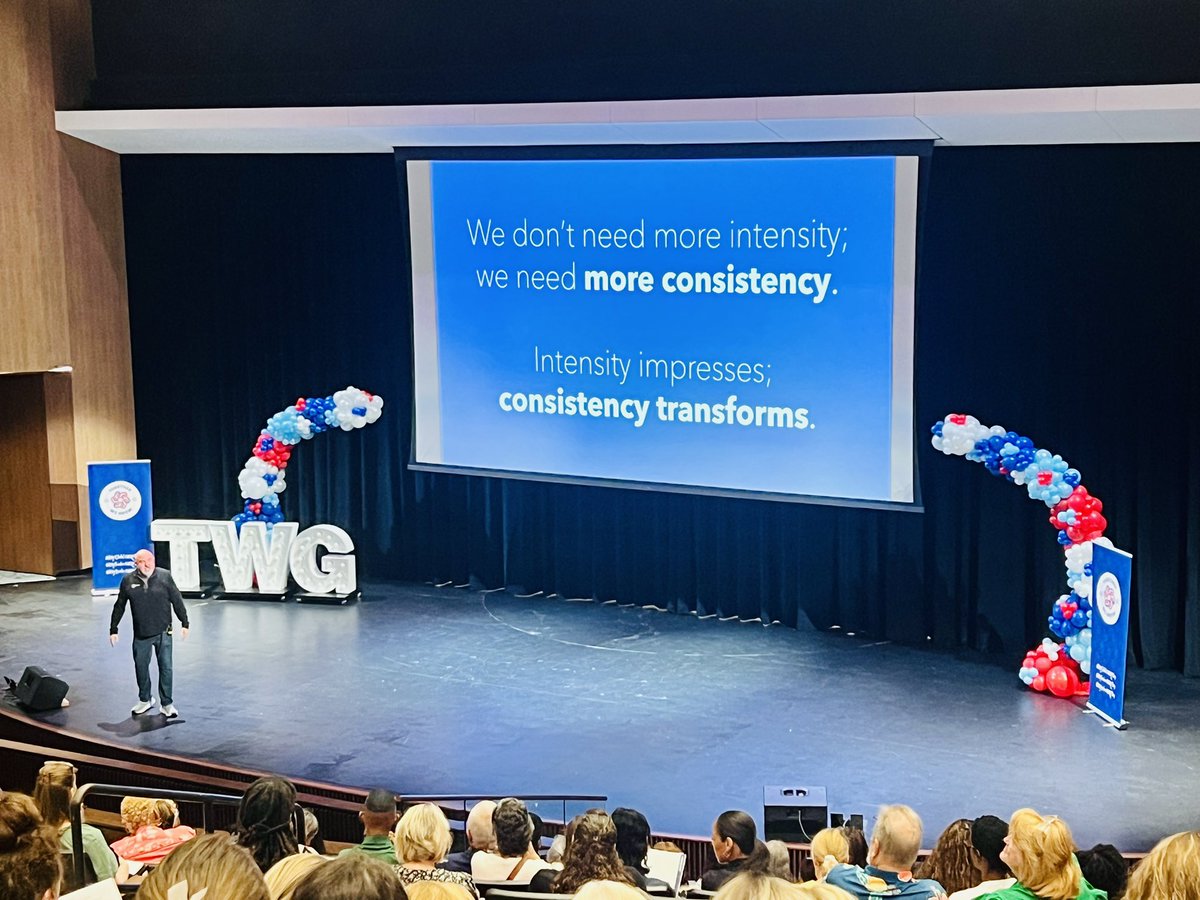 YES!! 🙌🏼 #RISDDreamBig
