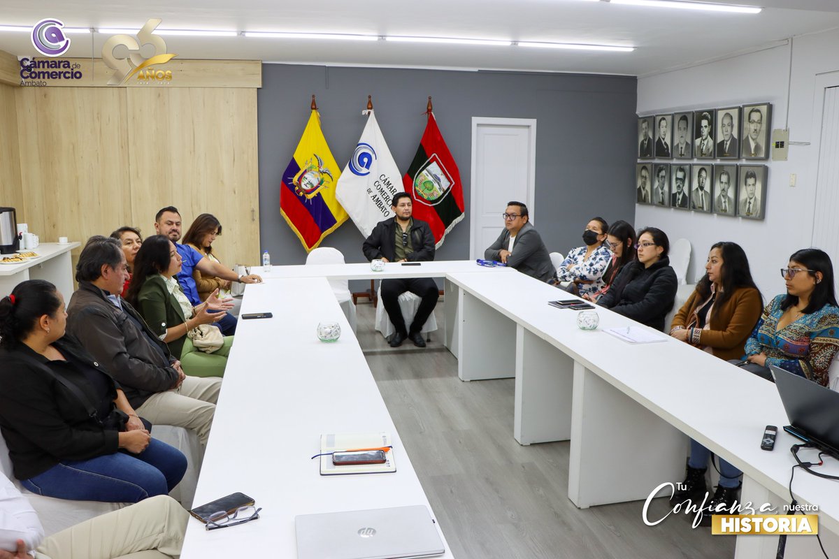 🎯 #AccionesCCA | Unidos con los protagonistas de la temporada escolar

Nos reunimos con negocios formales de la temporada escolar para impulsar la campaña #YoSoyFormal.

Comprar en lo formal es apostar por calidad, seguridad y compromiso.

📢 ¡Esta temporada, elige lo formal!