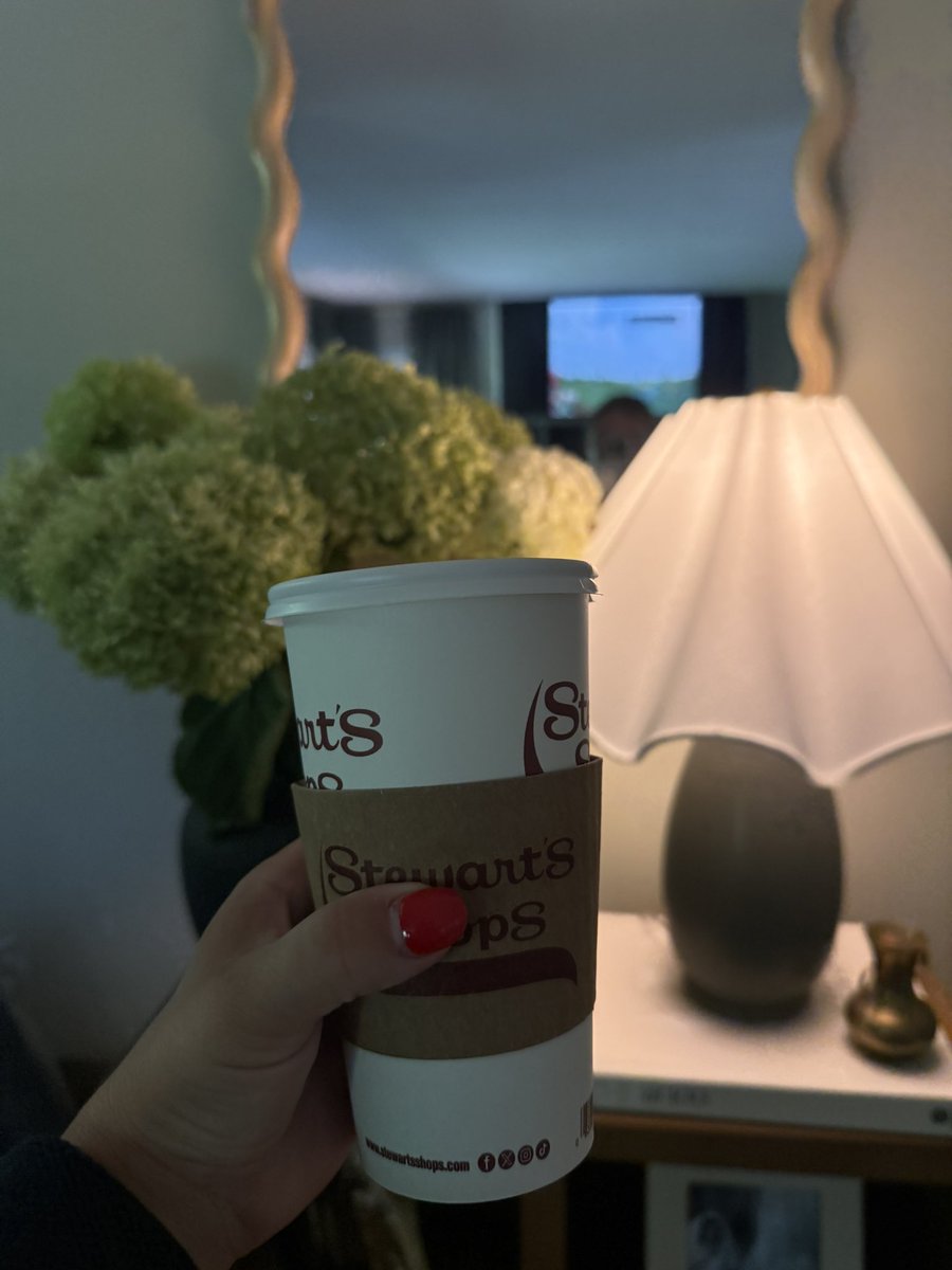 buttonista tweet media