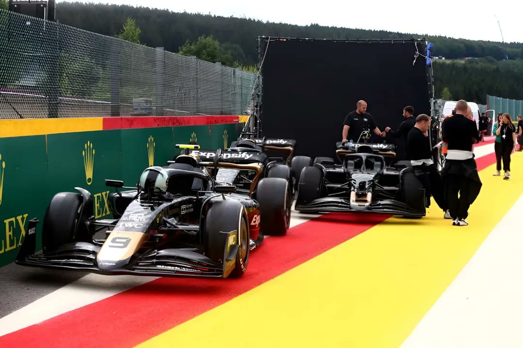 Last year at Spa, where every detail mattered. Precision in motion, even at a standstill. 🖤🏁
A closer look at our machine that roared through the Ardennes.

#F1 #BelgianGP #Formula1 #APXgp #F1Movie #F1TheMovie