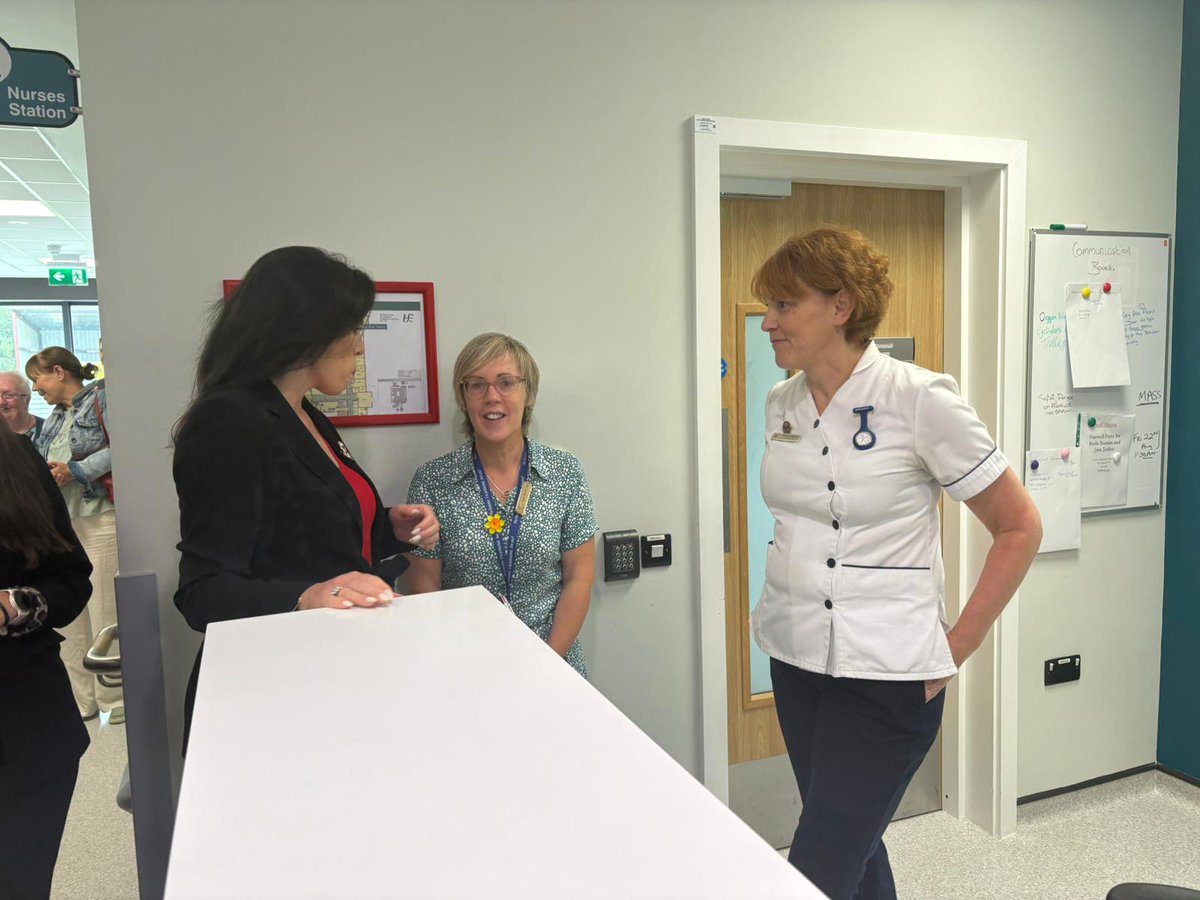 HSESouthWest's tweet image. 🏥 Minister for Health, Jennifer Carroll MacNeill TD, today visited HSE South West's Kanturk, Millstreet and Macroom Community Hospitals where developments are transforming care for older people across County Cork
#Healthcare #HSE #Sláintecare @roinnslainte @CarrollJennifer