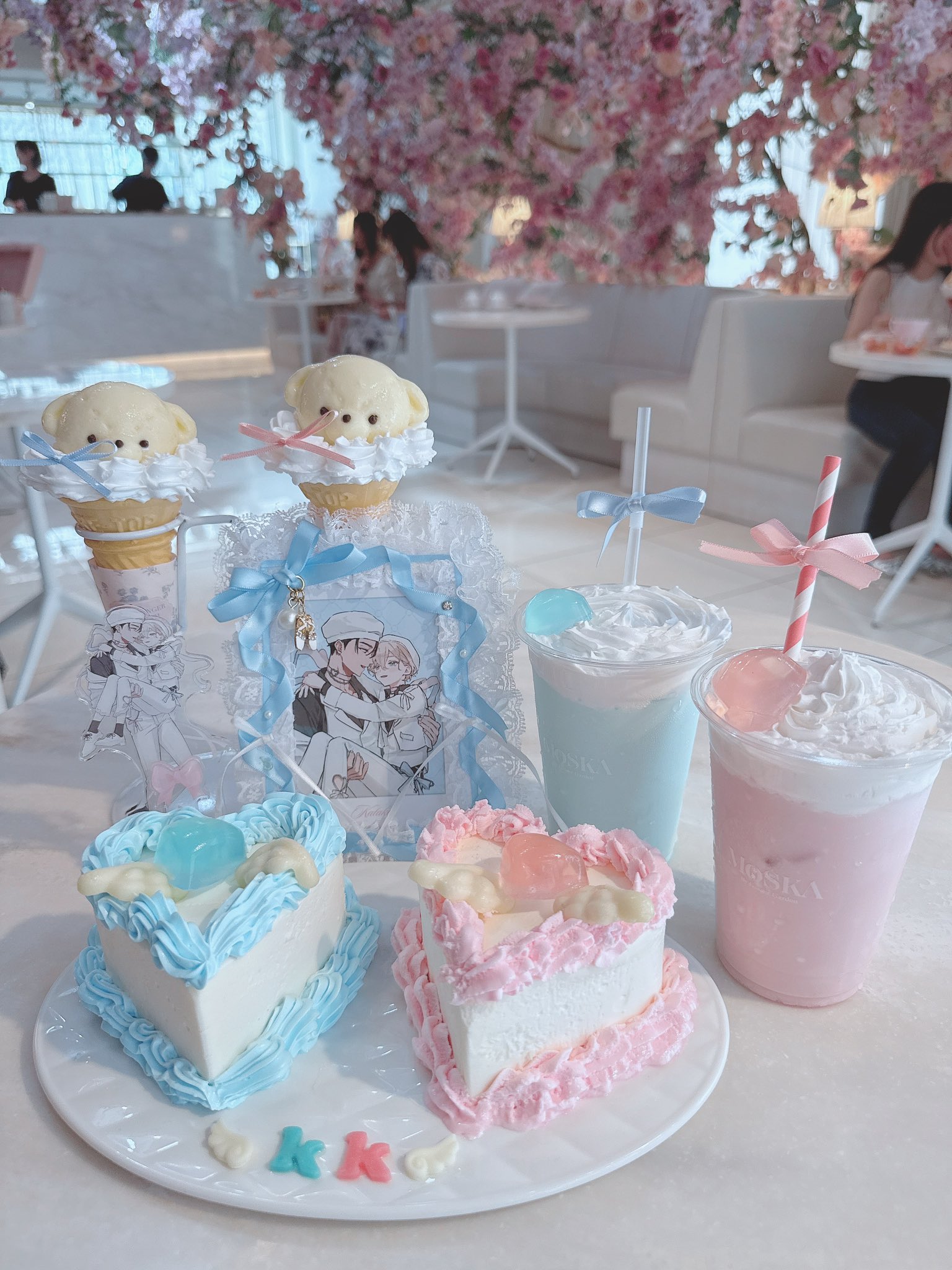 MIANA Meet in Wonderland 限定クマちゃん MIANA Meet in Wonderland 限定クマちゃん