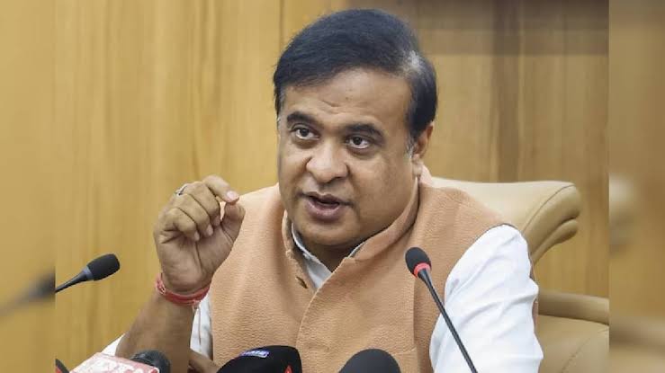 MeghUpdates's tweet image. 🚨 Assam CM Himanta Biswa Sarma: "Assam's Muslim population may EQUAL Hindus by 2041."
"We must ACT now to preserve the disappearing community."