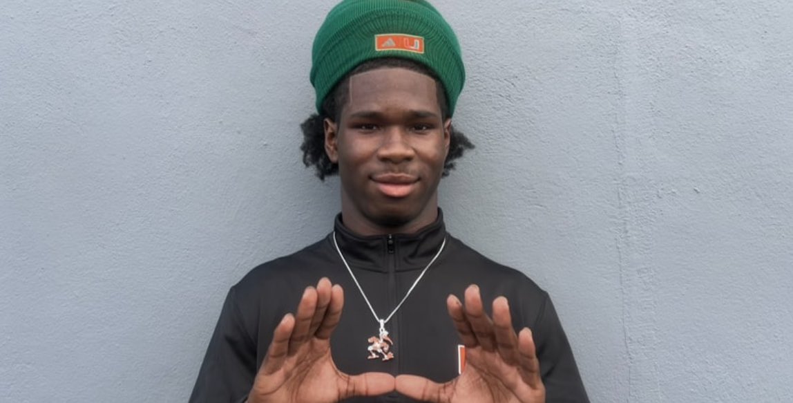Miami four-star 2027 DB commit Kenton Dopson III <a href="/5starr_tre/">Kenton Dopson III</a> is hearing from several schools but remains loyal to Hurricanes.

“Since I’ve committed, the relationship has been going really well”

More from <a href="/Rivals/">Rivals</a> here
on3.com/rivals/news/mi…