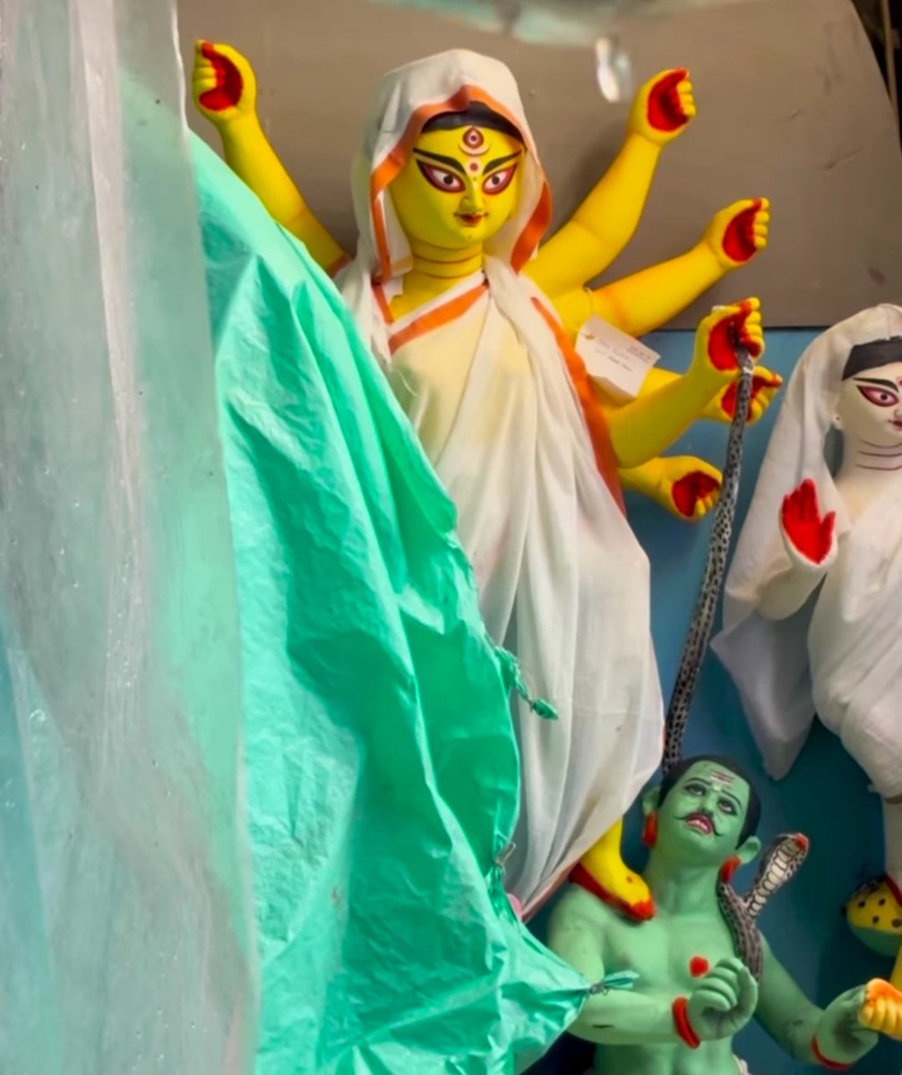 দে তোরা আমায় নূতন ক'রে দে ..