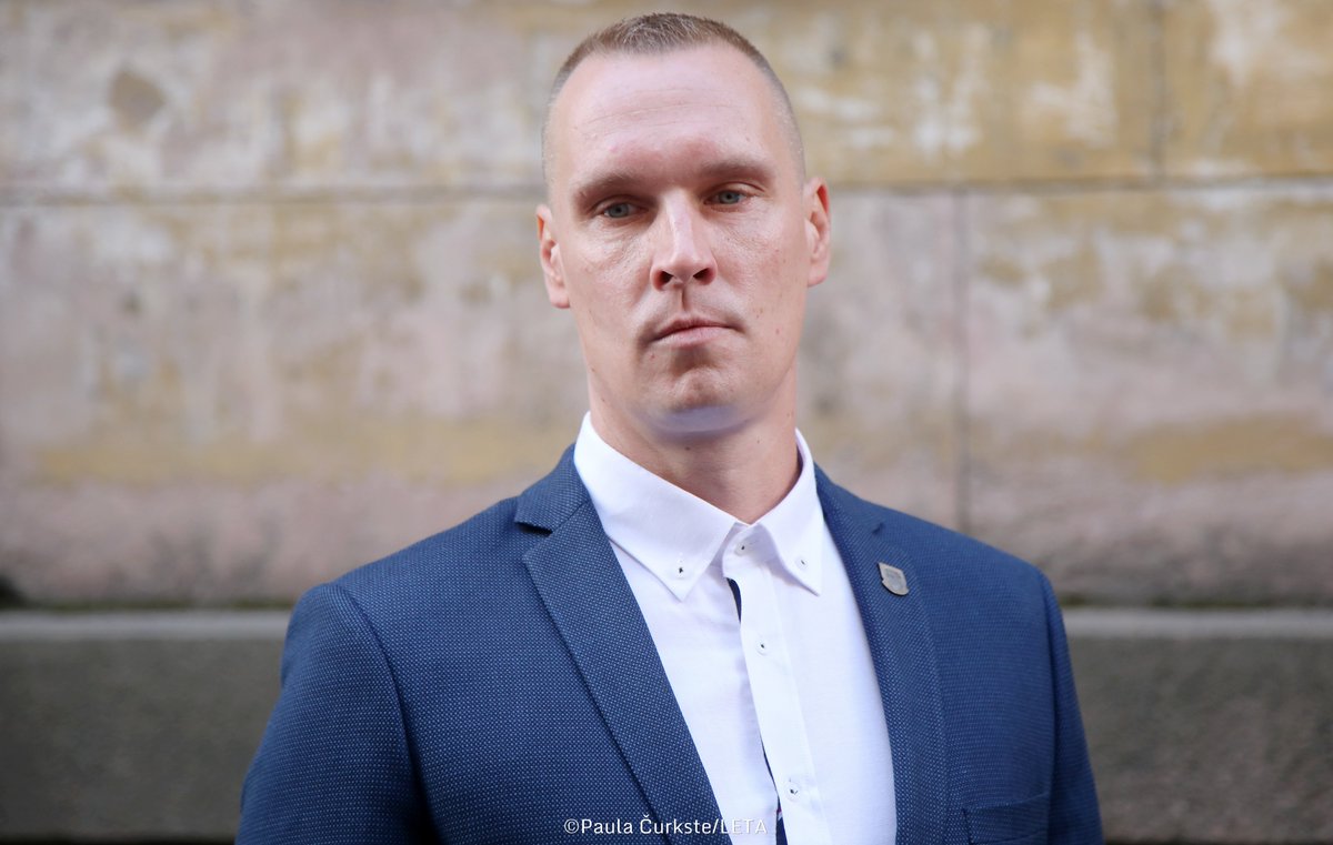 Olaines novada domes opozīcija rosina atbrīvot vicemēru Andri Vurču ("Suverēnā vara/Jaunlatvieši"), kurš, iespējams, Centrālajai vēlēšanu komisijai norādījis nepatiesu informāciju par iegūto izglītību, noskaidroja aģentūra LETA.

Opozīcija uzskata, ka Vurčs grauj novada