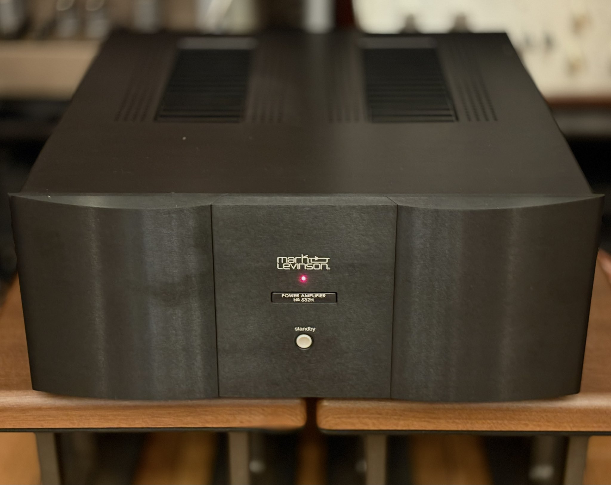 Mark Levinson パワーアンプ Mark Levinsonがハイエンド・モノラルパワーアンプ「No536」を