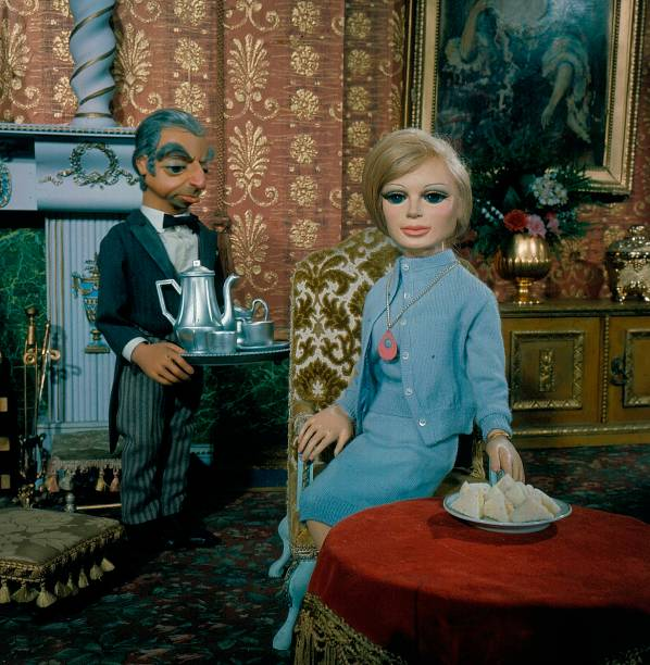 RodneyMarshall1's tweet image. Sylvia Anderson: “I based her on the Scarlet Pimpernel…Who would you expect to be the London agent for International Rescue? Certainly not the lady of the manor!”
Cucumber sandwiches, I presume...